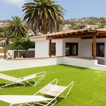 Home2Book Villa Alessandro, Design & Comfort Sauzal Exterior foto