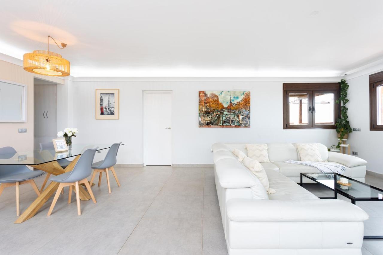 Home2Book Villa Alessandro, Design & Comfort Sauzal Exterior foto