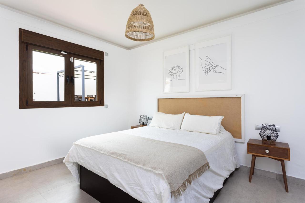 Home2Book Villa Alessandro, Design & Comfort Sauzal Exterior foto