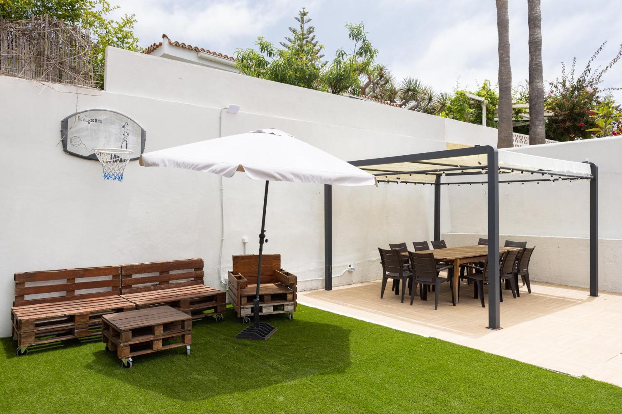 Home2Book Villa Alessandro, Design & Comfort Sauzal Exterior foto