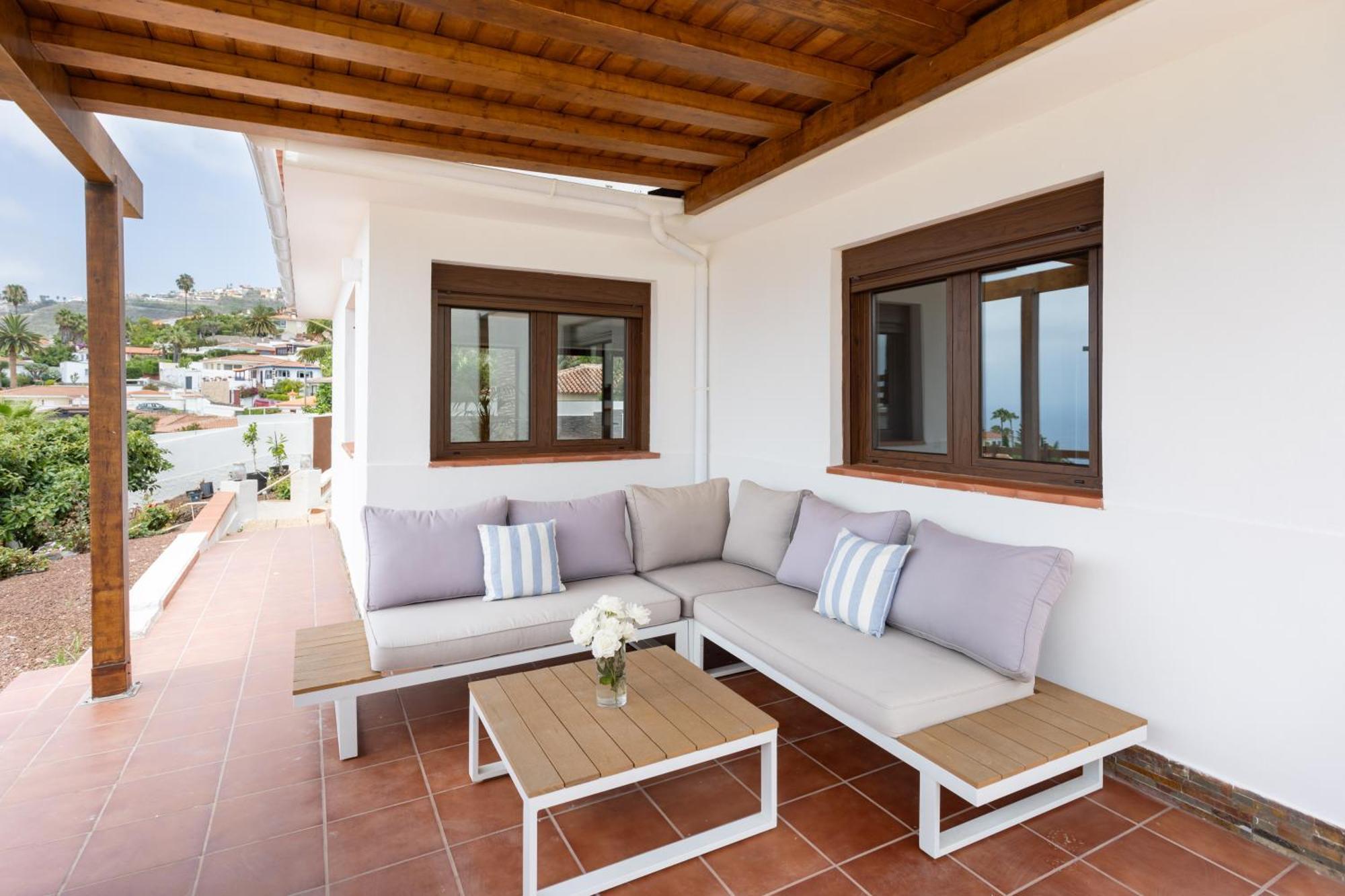 Home2Book Villa Alessandro, Design & Comfort Sauzal Exterior foto
